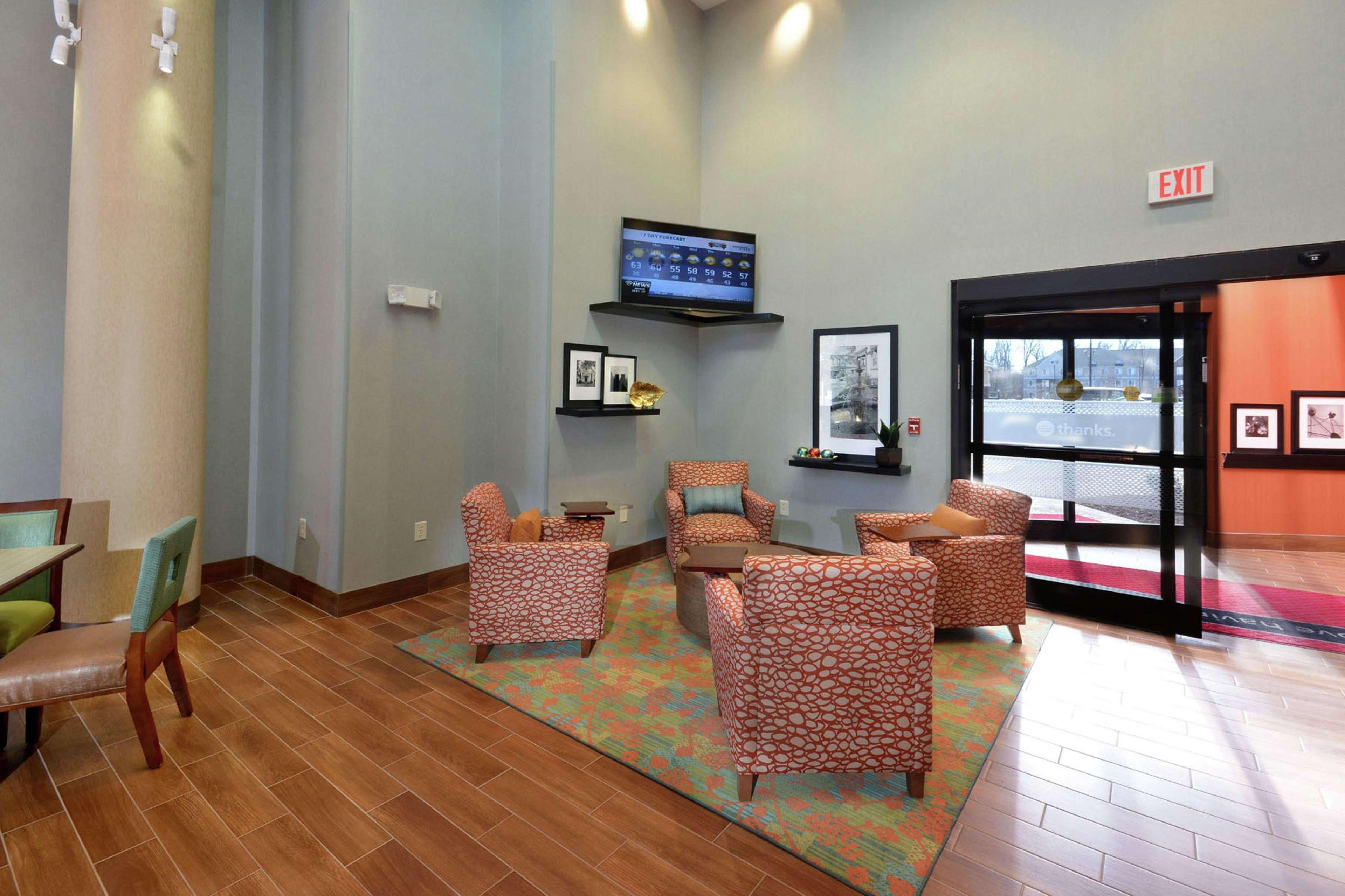 Hampton Inn Raleigh/Durham Airport Морисвил Екстериор снимка