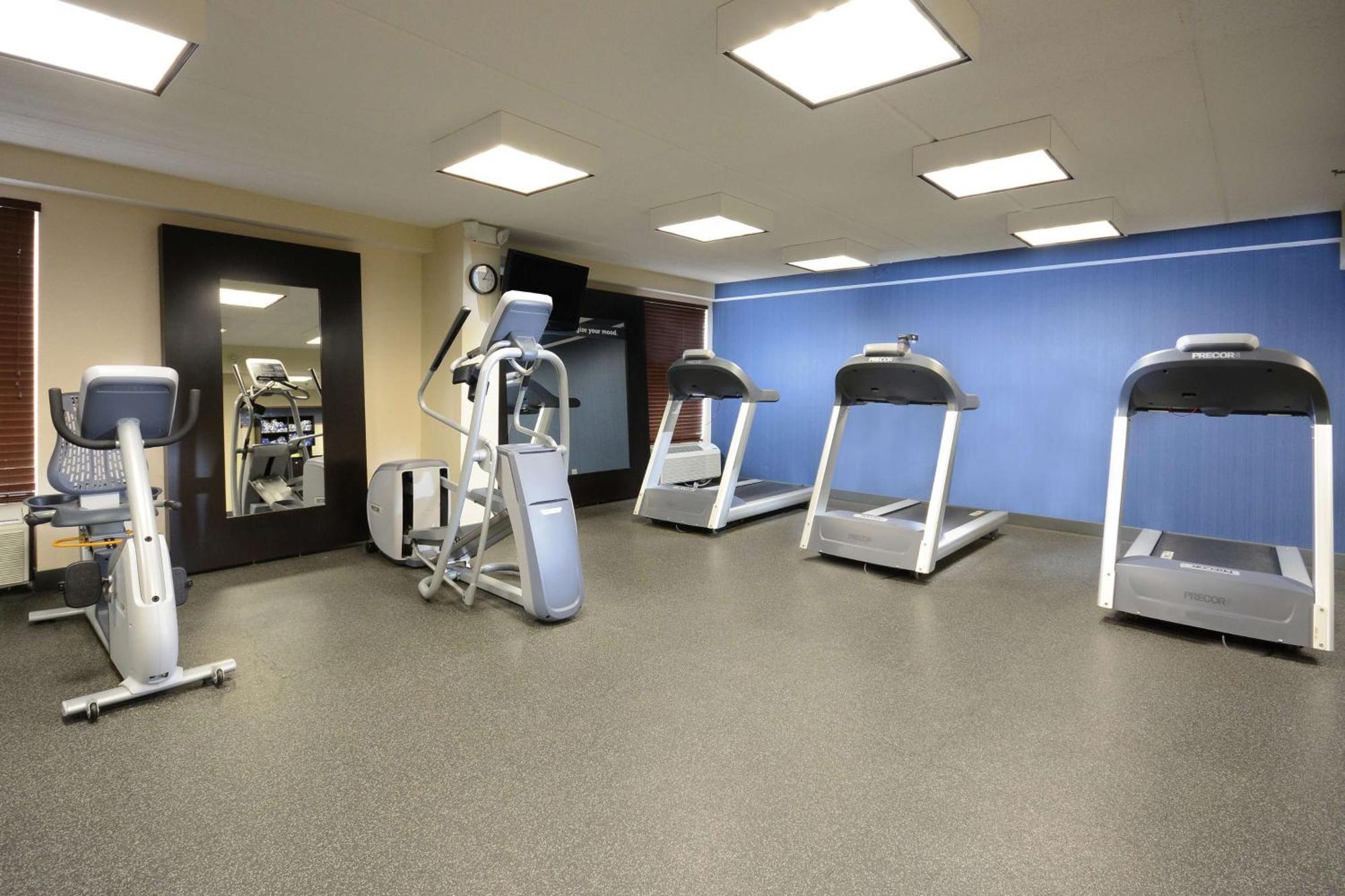 Hampton Inn Raleigh/Durham Airport Морисвил Екстериор снимка