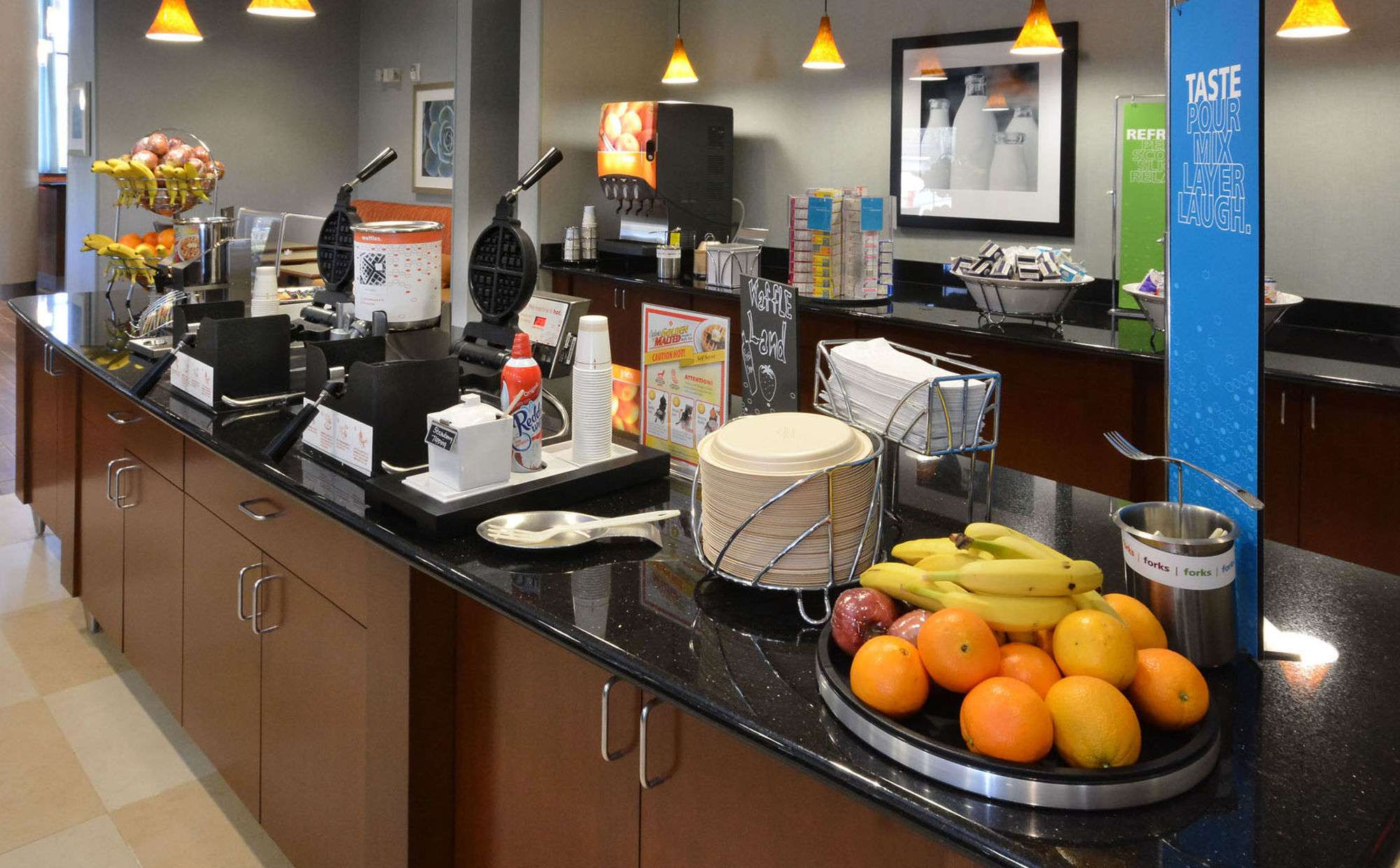 Hampton Inn Raleigh/Durham Airport Морисвил Екстериор снимка
