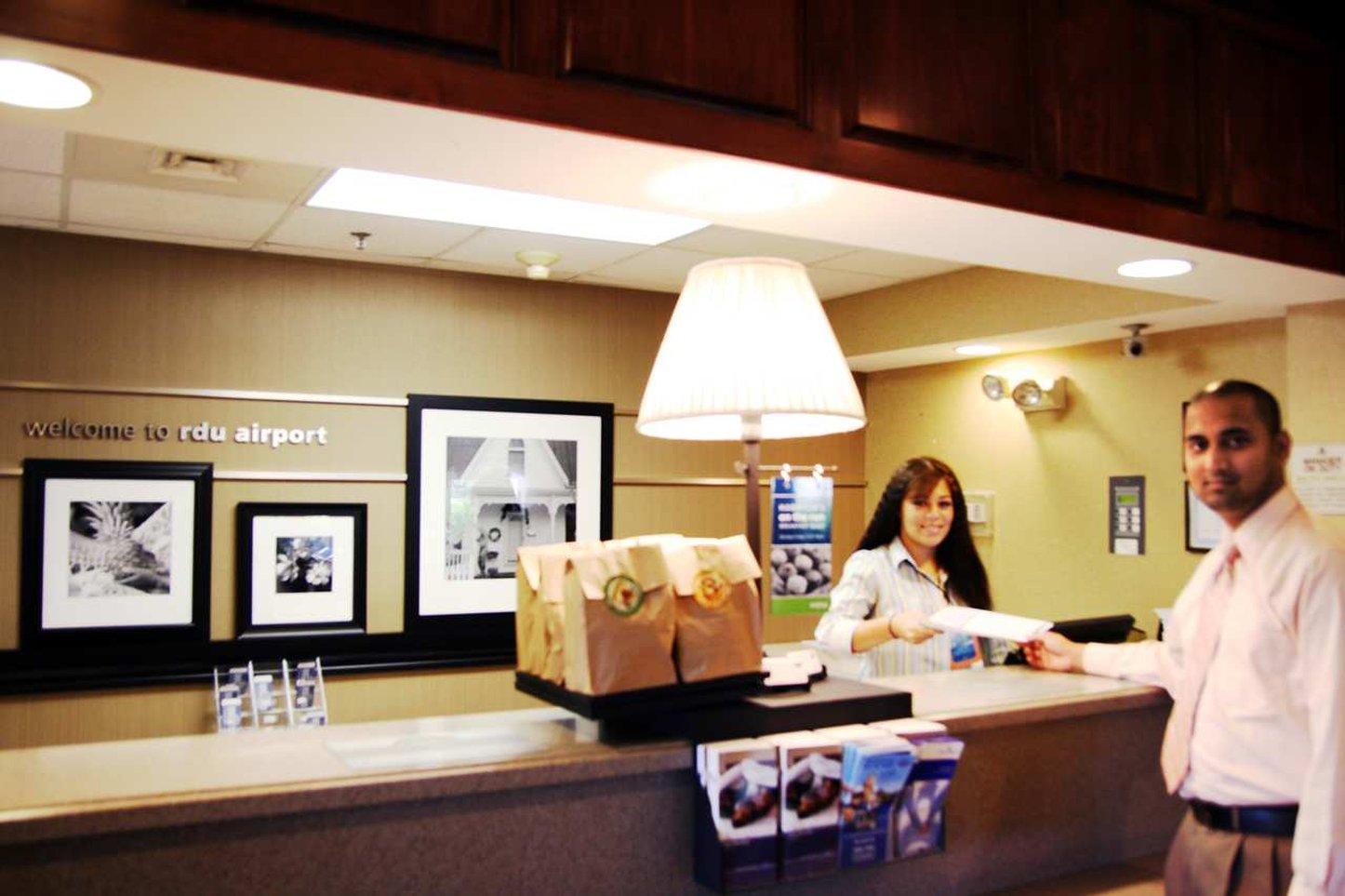 Hampton Inn Raleigh/Durham Airport Морисвил Екстериор снимка