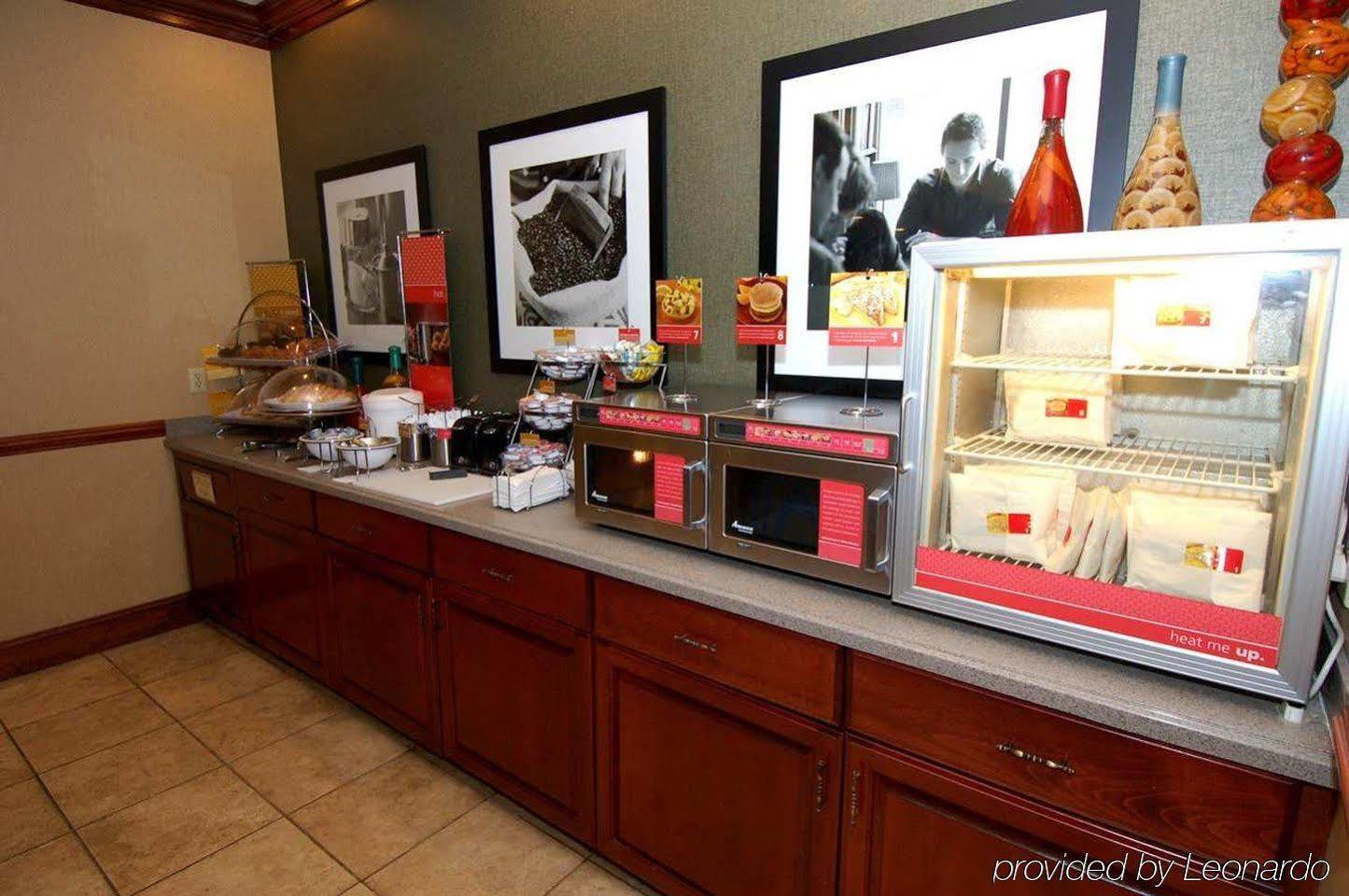 Hampton Inn Raleigh/Durham Airport Морисвил Екстериор снимка